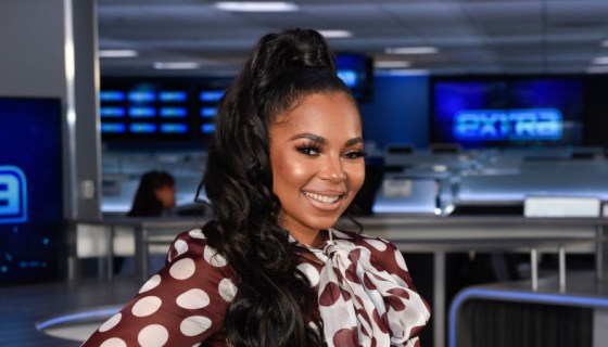 Ashanti Shuts Down Instagram In An All-Black Everything Look