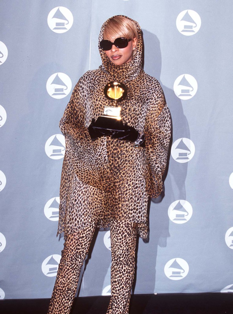MARY J BLIGE AT THE 28TH ANNUAL GRAMMY AWARDS, 1996
