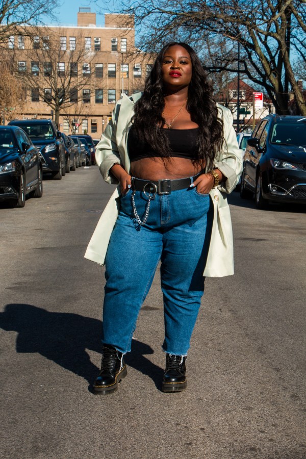 Kara mom jeans trend