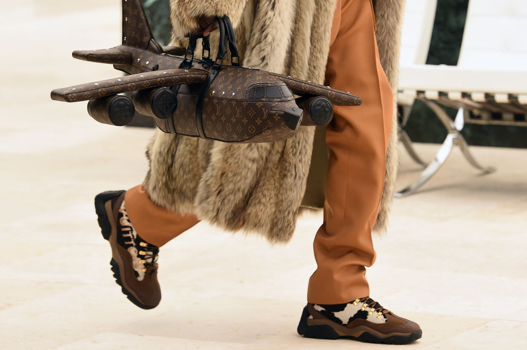 Louis Vuitton Airplane Shaped Bag Costs More Than Some Actual Planes at  39000  Ox Street