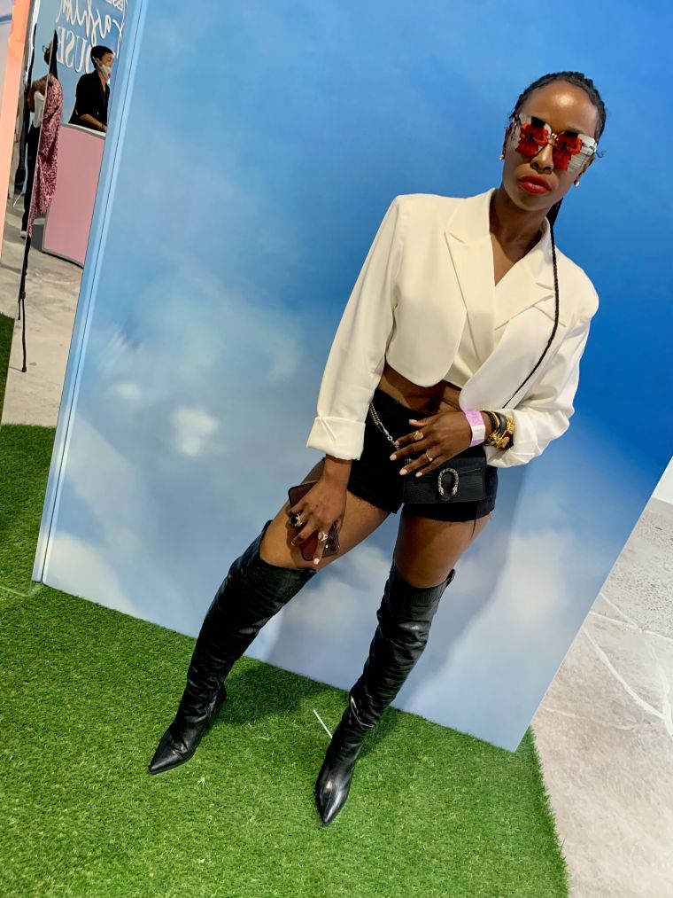 Essence Fashion House