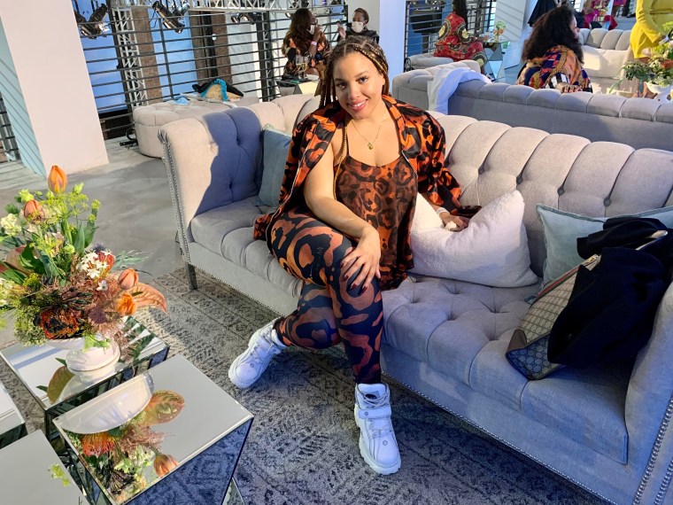 Essence Fashion House