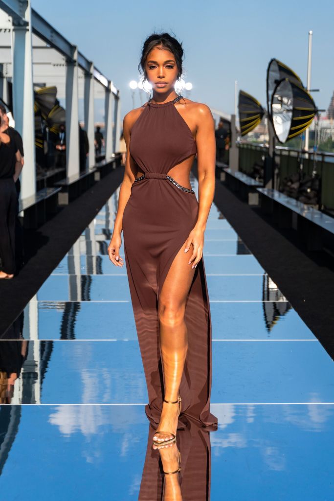 Dundas x REVOLVE - September 2021 - New York Fashion Week: The Shows