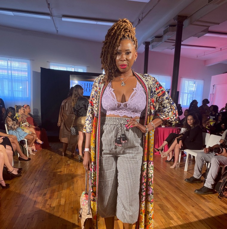 Fashion Bomb Daily Show