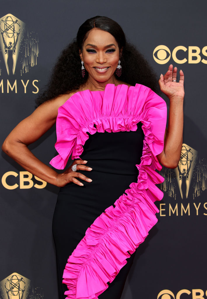 Angela Bassett 