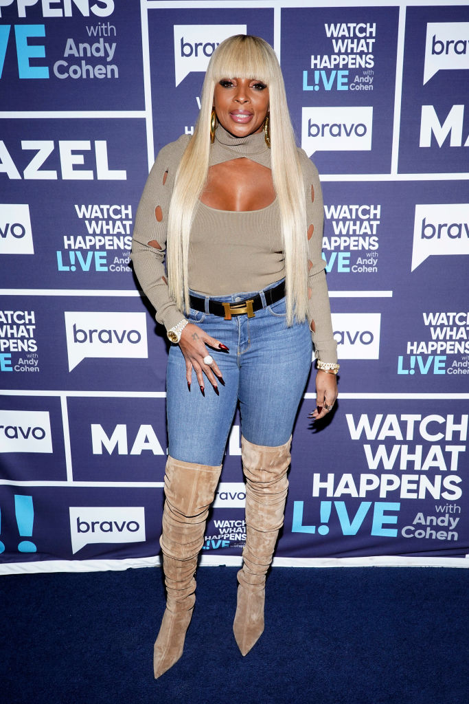 Mary J Blige Keeps It Cute And Casual On "Watch What Happens Live With Andy Cohen"