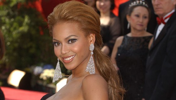 The Beyhive Is Buzzing Over Beyonce Rocking A White Telfar Bag