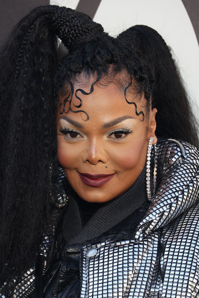 US Singer Janet Jackson leaves the presentation of Louis Vuitton  Spring-Summer 2007 Ready-to-Wear collection held at Petit Palais in Paris,  France on October 8, 2006. Photo by Gaetan Mabire/ABACAPRESS.COM Stock  Photo 