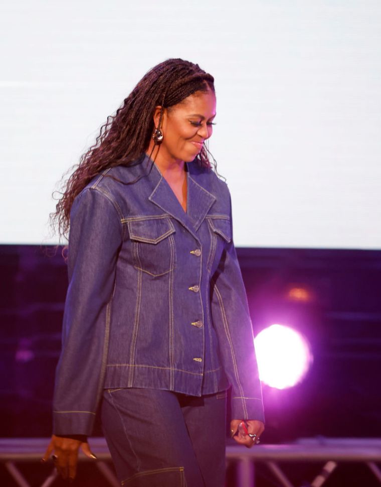 Michelle Obama shines in all-denim