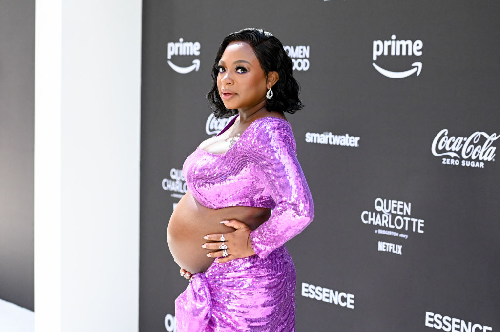 Essence 16th Annual Black Women in Hollywood Awards - Red Carpet