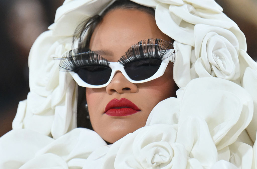See Pregnant Rihanna's Full Louis Vuitton Men's Campaign