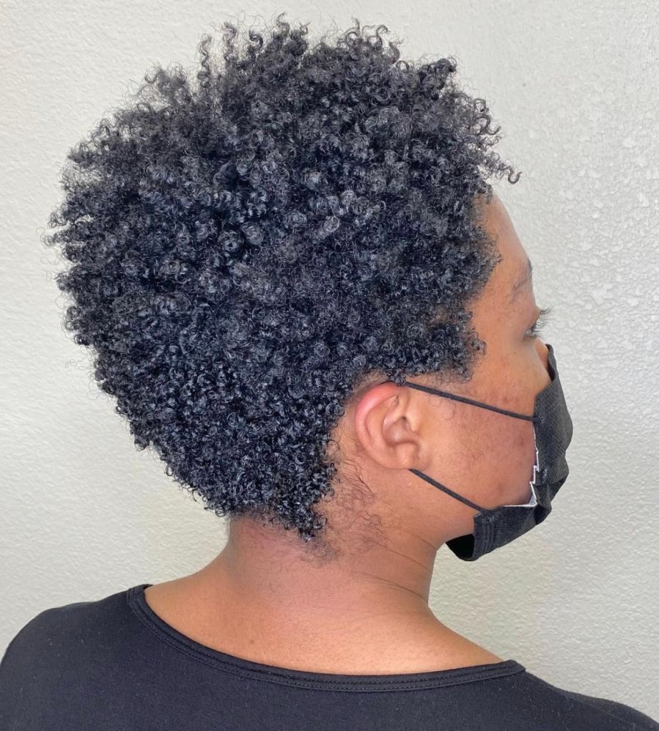 Model with a Wash and Go