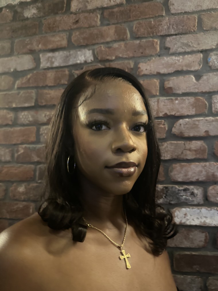 Attendee at ESSENCE fashion house