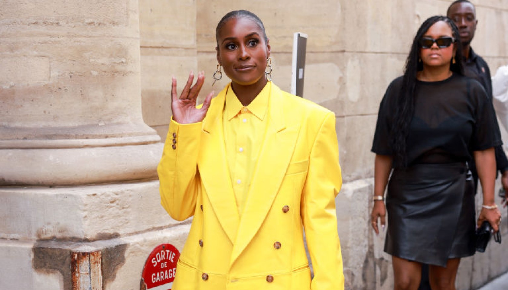Marni : Outside Arrivals - Paris Fashion Week - Womenswear Spring/Summer 2024