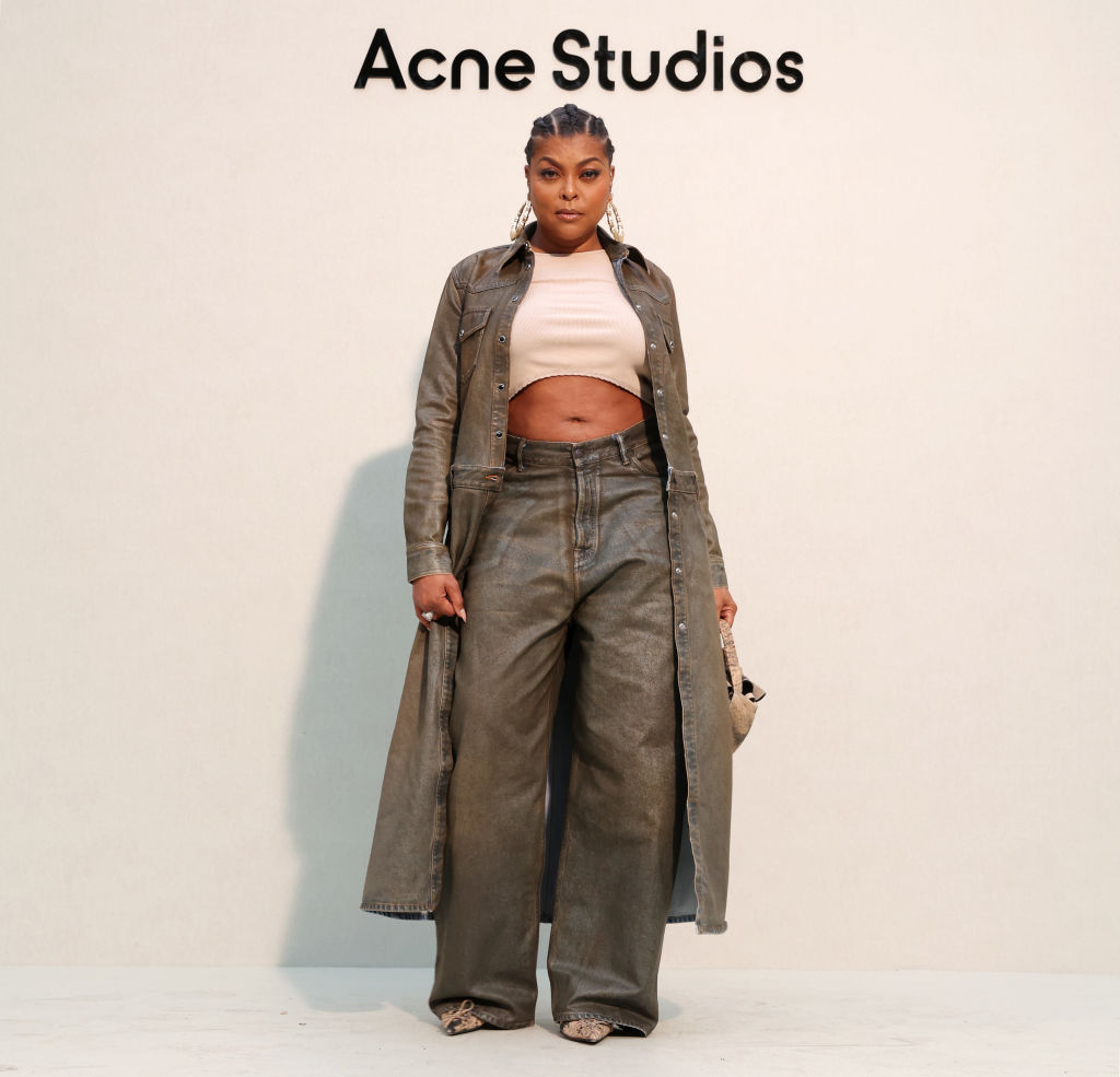 Acne Studios : Photocall - Paris Fashion Week - Womenswear Spring/Summer 2024