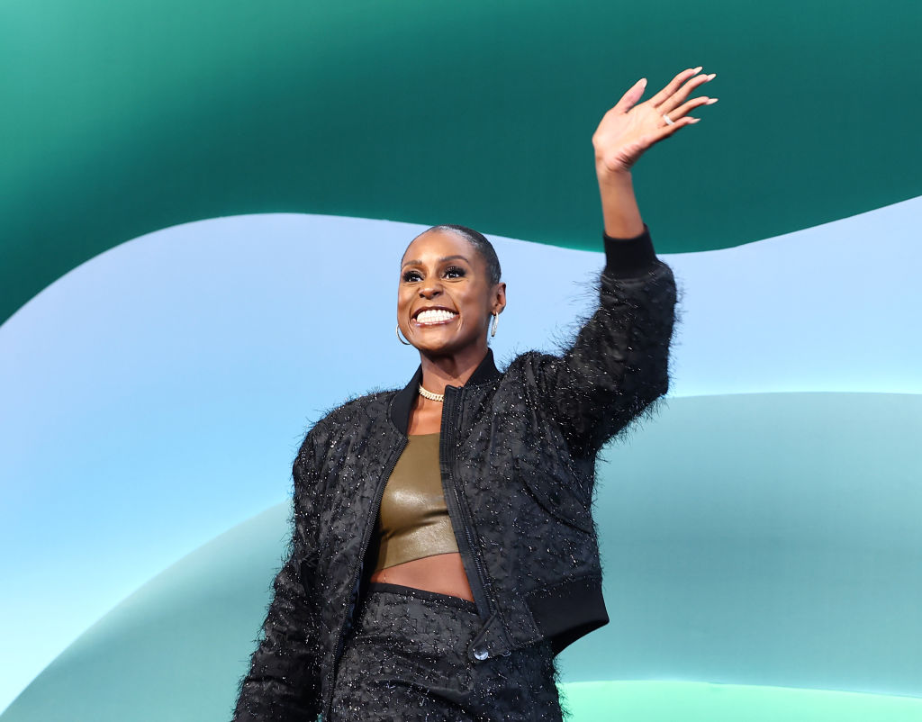 Issa Mistake!!  Audience Checks Interviewer For Mispronouncing Issa Rae’s Name [VIDEO]