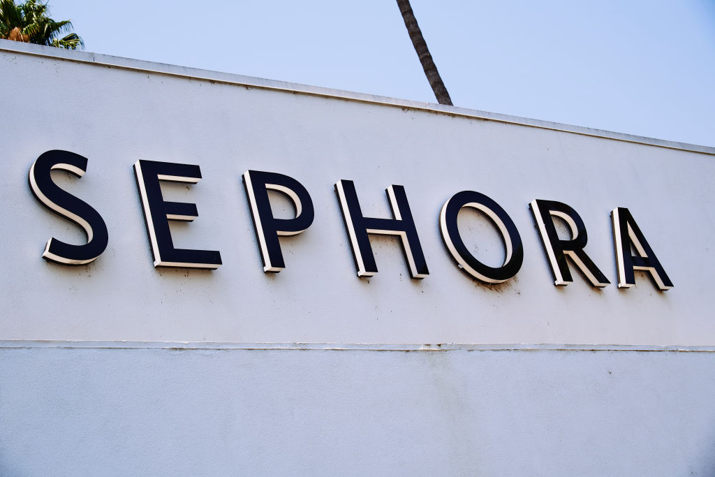 Shopping Venues around Los Angeles - 18 August 2020