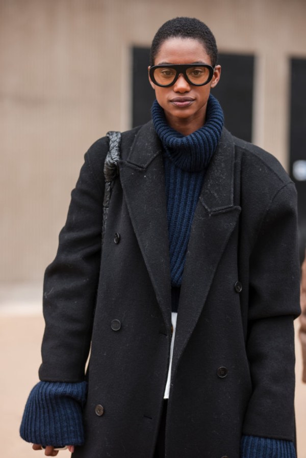 Street Style - Paris Fashion Week - Haute Couture Spring/Summer 2024 - Day Two