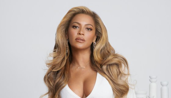 Beyoncé’s Cécred Haircare Line Features Patent-Pending Tech:
Bioactive Keratin Ferment