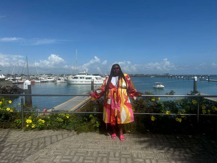 Charter A Boat To Frades Island (Ilha dos Frades)