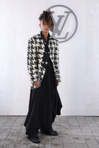 Louis Vuitton : Photocall - Paris Fashion Week - Womenswear Fall/Winter 2024-2025