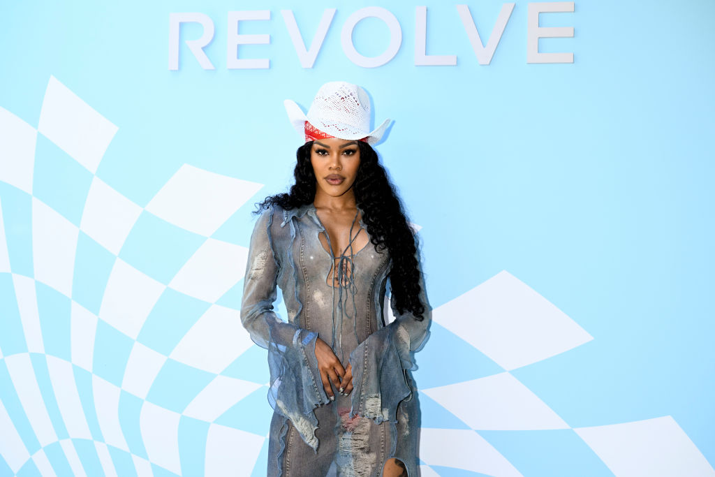 Revolve Festival: The Seventh Annual Fashion, Music and Lifestyle Event