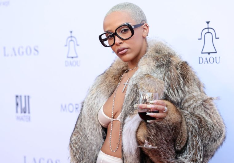 Red Wine on the Red Carpet, Yes