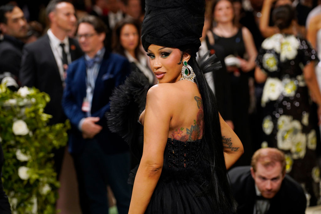 2024 Costume Institute Benefit- Sleeping Beauties: Reawakening Fashion Cardi B Met Gala red carpet