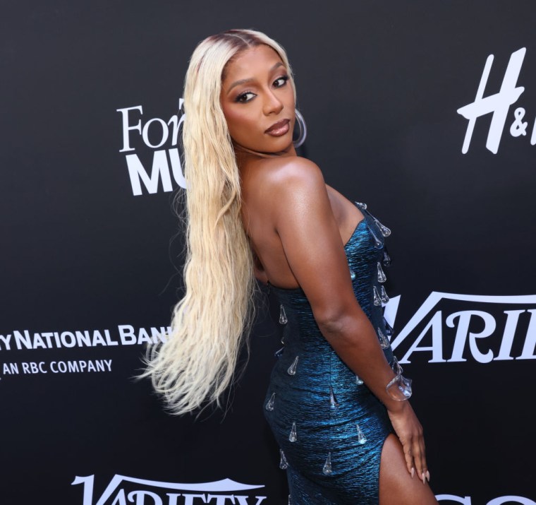 Best Female R&B/Pop Artist