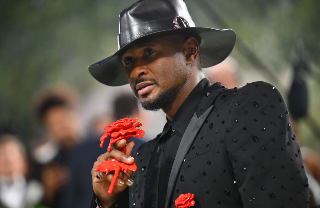 TOPSHOT-US-ENTERTAINMENT-FASHION-METGALA-CELEBRITY-MUSEUM