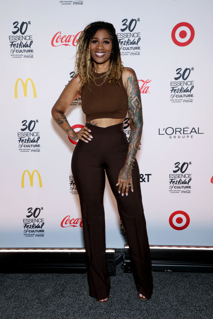 Supa Cent turns heads with a casual slay.