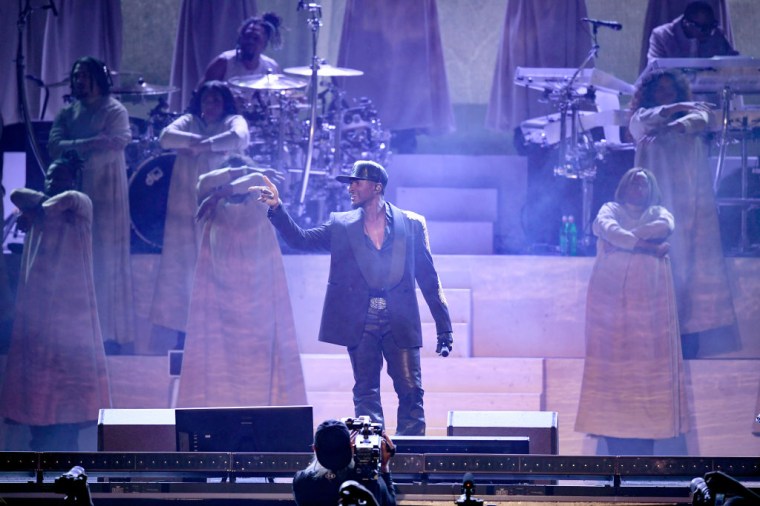 Usher Performs