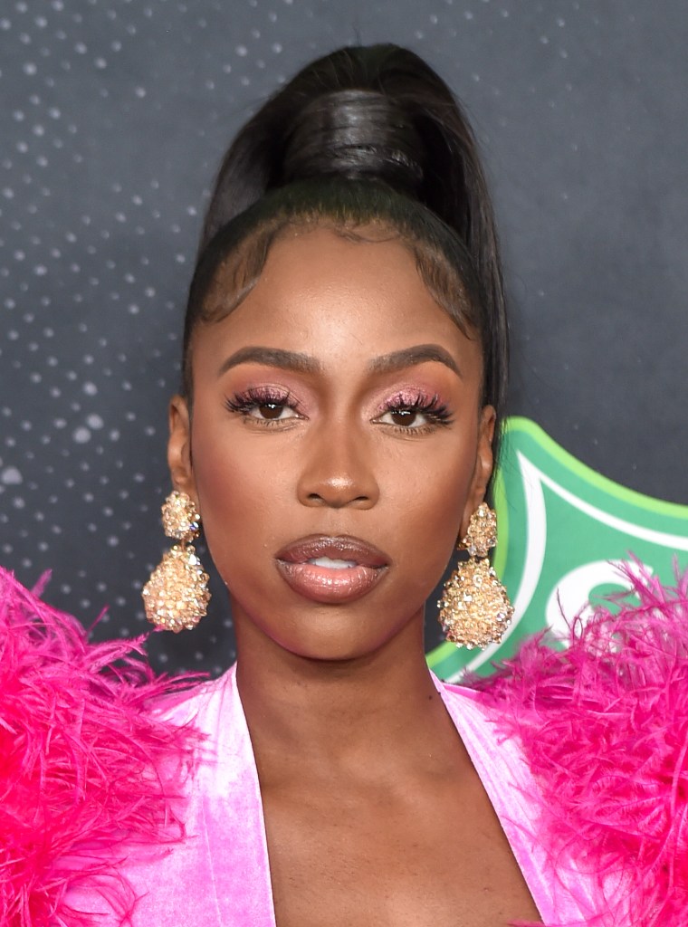 When She Gave Black Barbie At The 2019 BET Hip Hip Awards