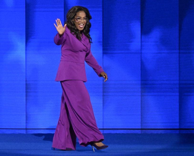 oprah suit US-VOTE-POLITICS-DEMOCRATIC-CONVENTION