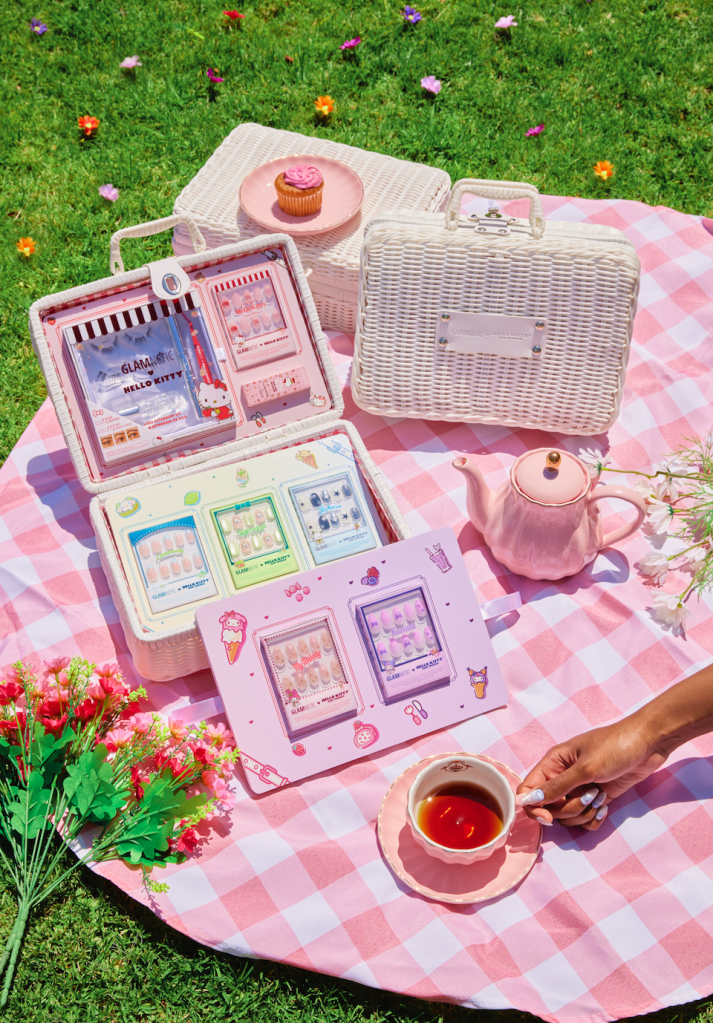 Glamnetic x Hello Kitty Press-On Nail Kits