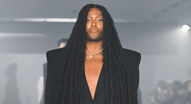 Vetements - Runway - Spring/Summer 2025 Paris Fashion Week