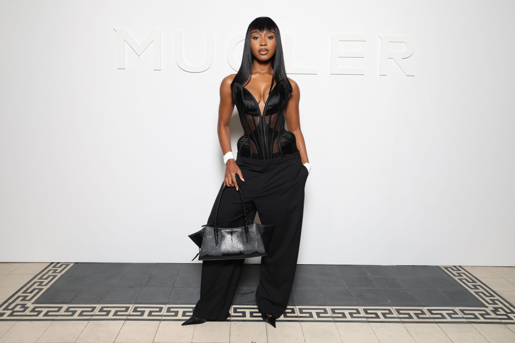 Mugler: Photocall - Paris Fashion Week - Womenswear Spring-Summer 2025