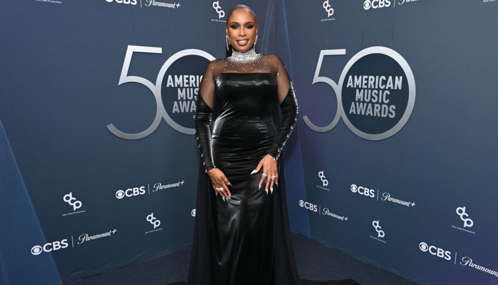 jennifer hudson 2024 american music awards