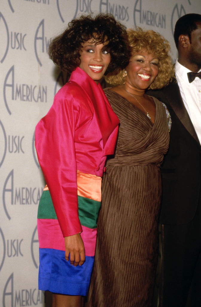 A quick snap at the 15th Annual American Music Awards.