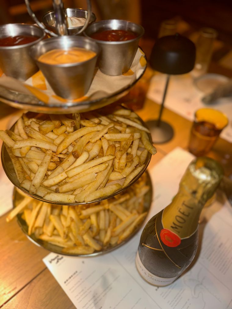 Party (Or Just Post-Up) at Bonnymoon