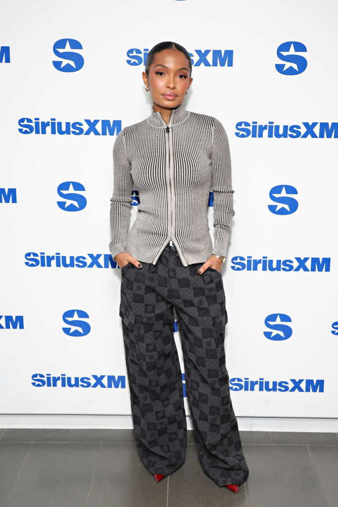 This is how Yara Shahidi mixes prints.