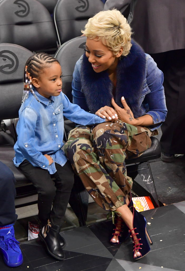 Monica & Laiyah Sit Courtside