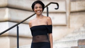 Street Style - Paris Fashion Week - Haute Couture Spring-Summer 2025 - Day One