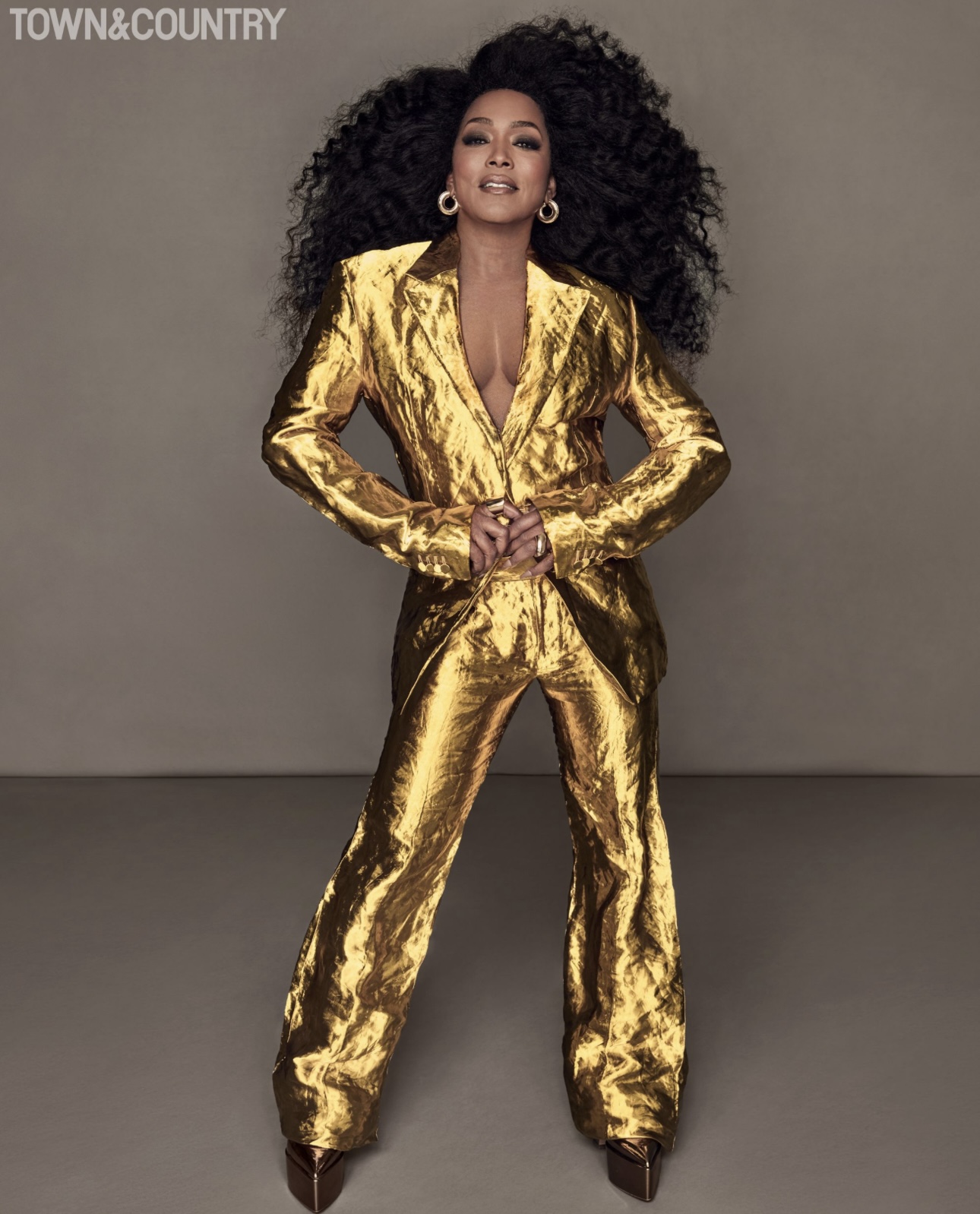 Angela Bassett Gives Icon On The Cover Of 'Town & Country' Magazine