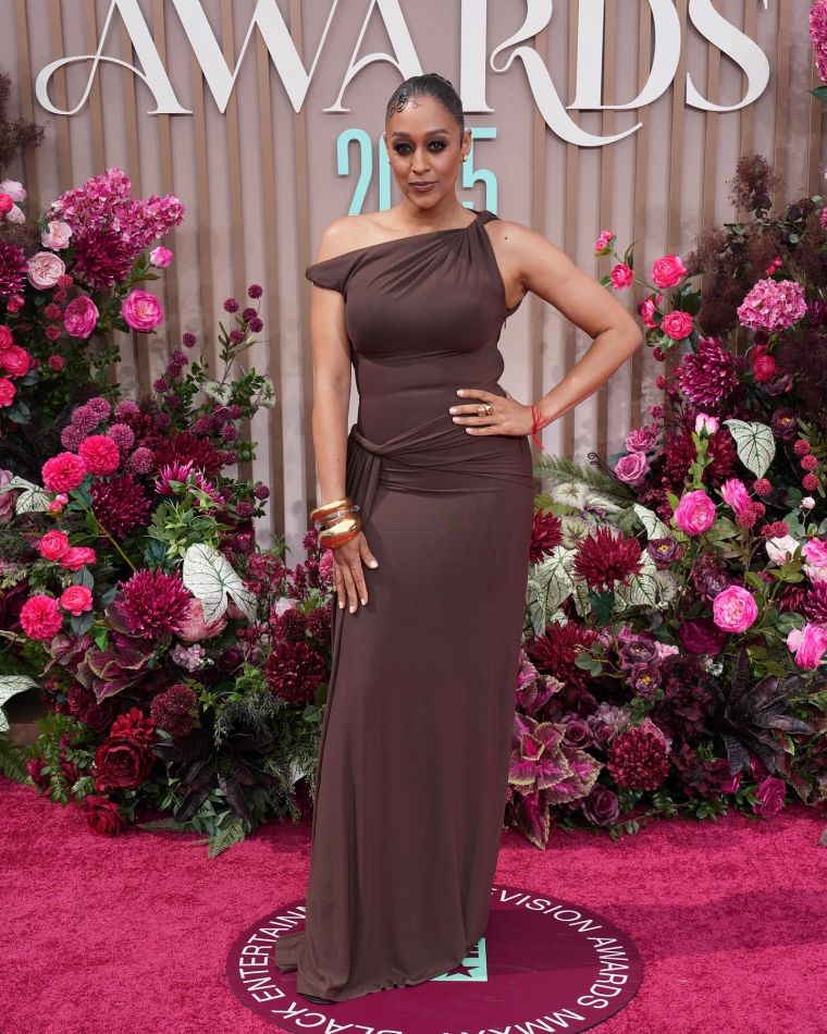 Tia Mowry