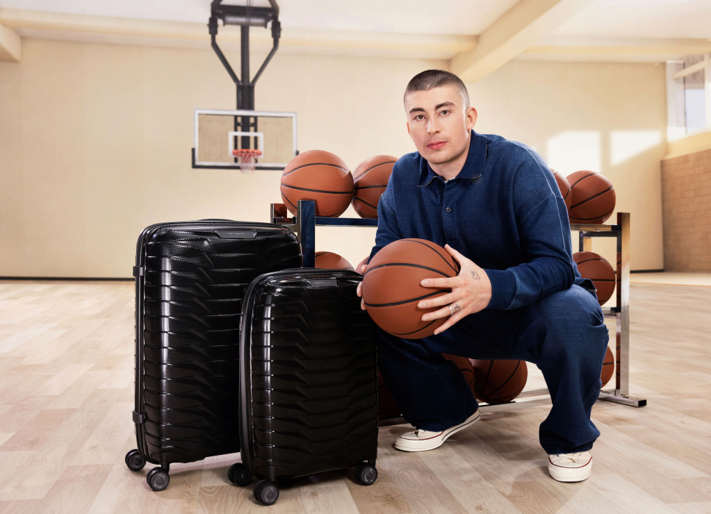 Samsonite Proxis Medium Spinner