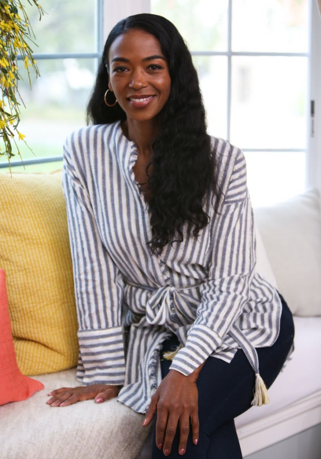 Celebrities Visit Hallmark's "Home & Family"