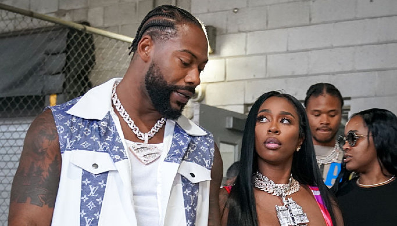 Love & Sports on Deck! Our Favorite Celebrity WAGS Love & Sports on Deck! Our Favorite Celebrity WAGS