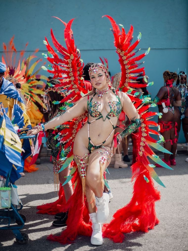 Tara Blu served bawdy in an iridescent green.