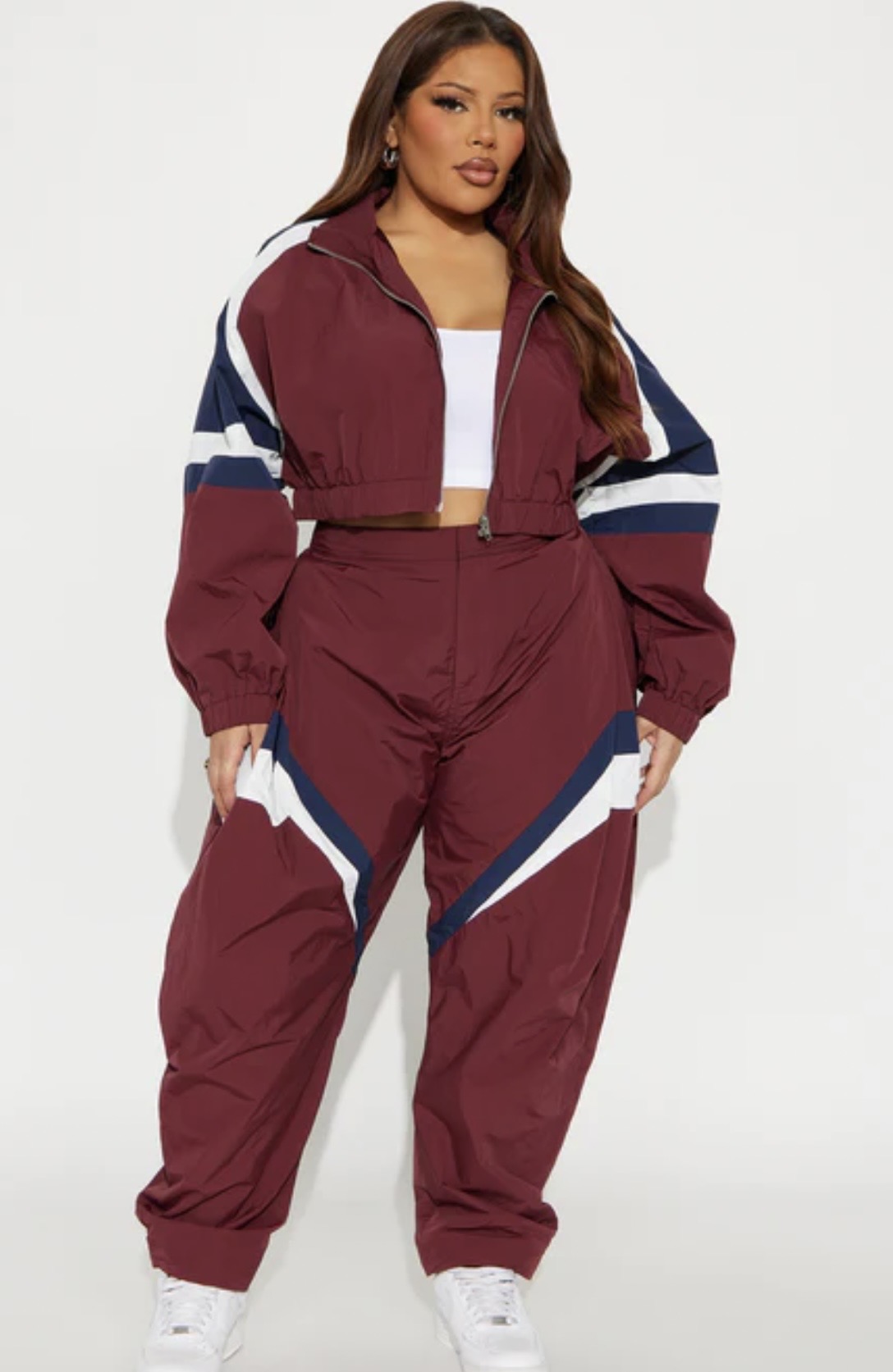 7 Thanksgiving Living Room Looks: Because Your Cousins Stay Judging